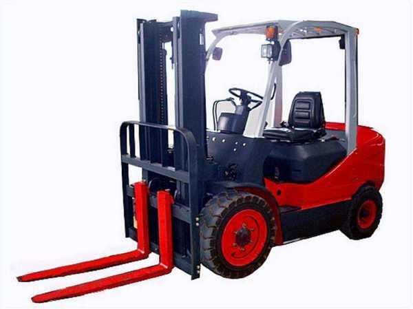 叉車(chē)的用途:叉車(chē)
